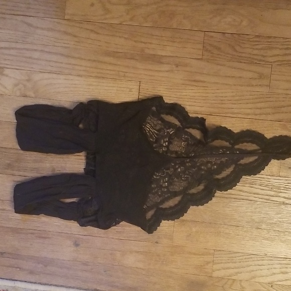 Black lace lingerie bodysuit - Picture 2 of 4
